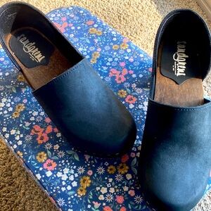 Sandgrens handmade Clogs